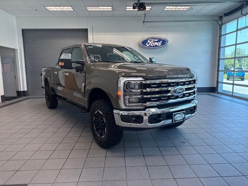 2026 Ford F-350SD F-350® Lariat®