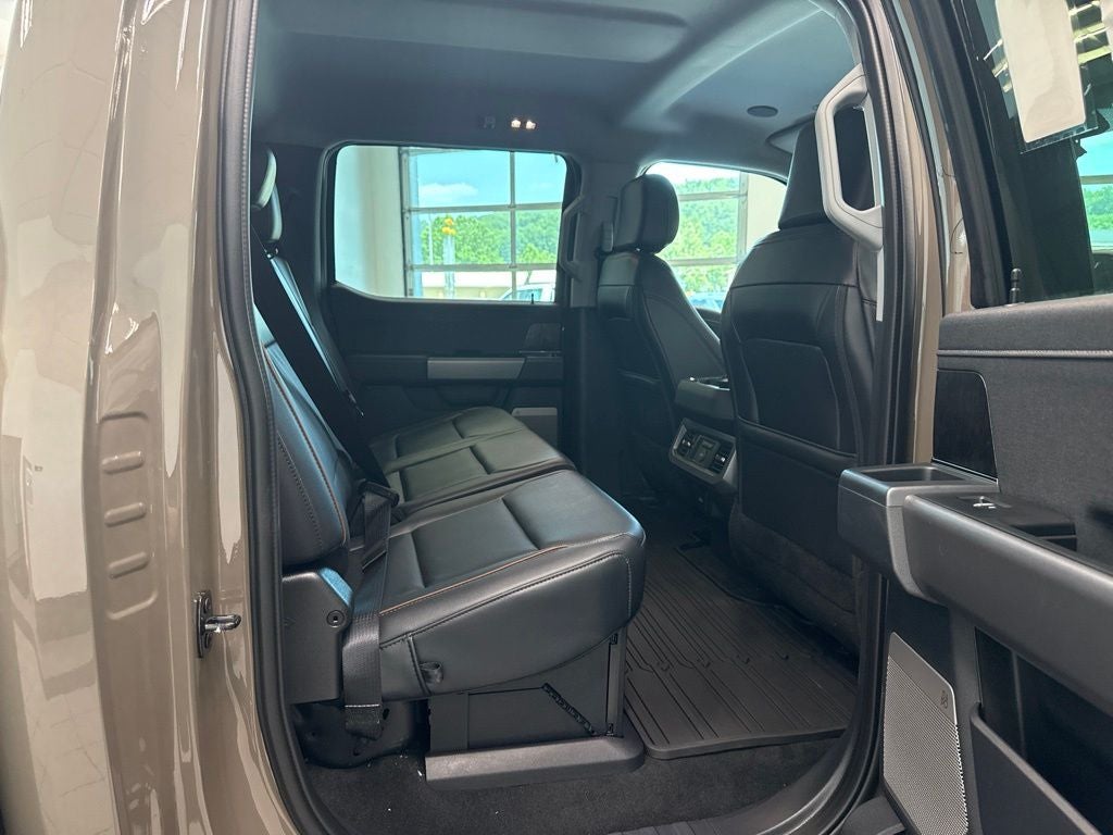 2026 Ford F-350SD F-350® Lariat®