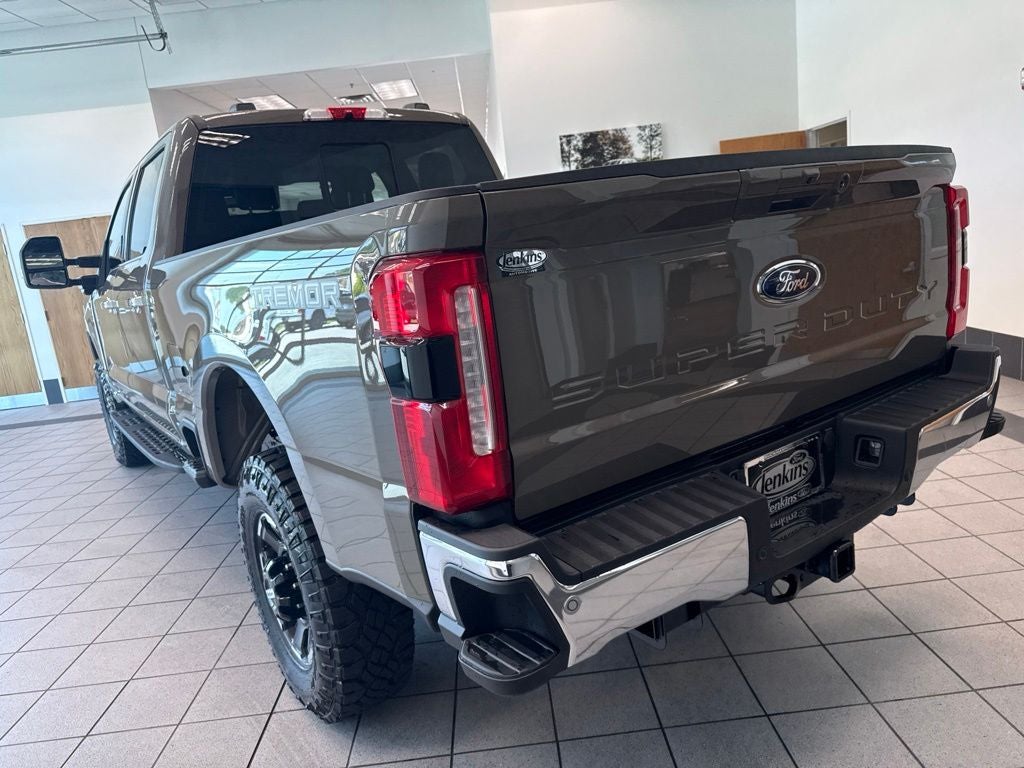 2026 Ford F-350SD F-350® Lariat®