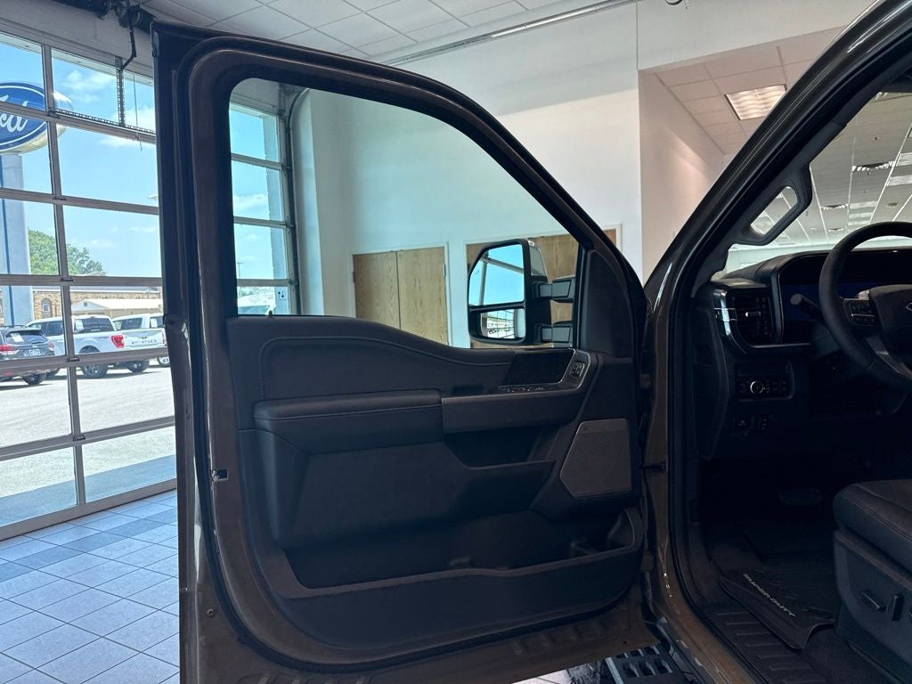 2026 Ford F-350SD F-350® Lariat®