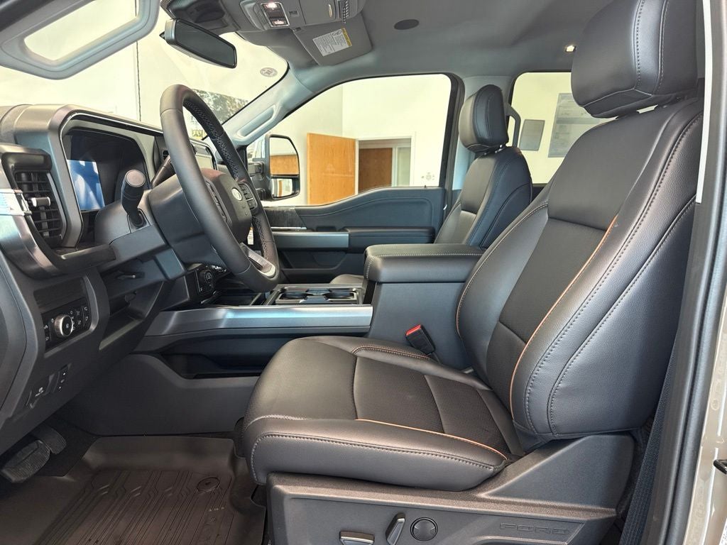 2026 Ford F-350SD F-350® Lariat®
