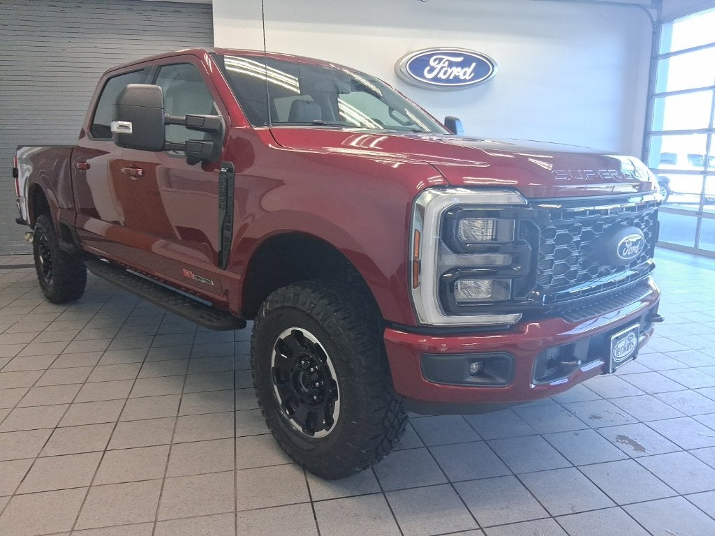 2027 Ford F-350SD XLT