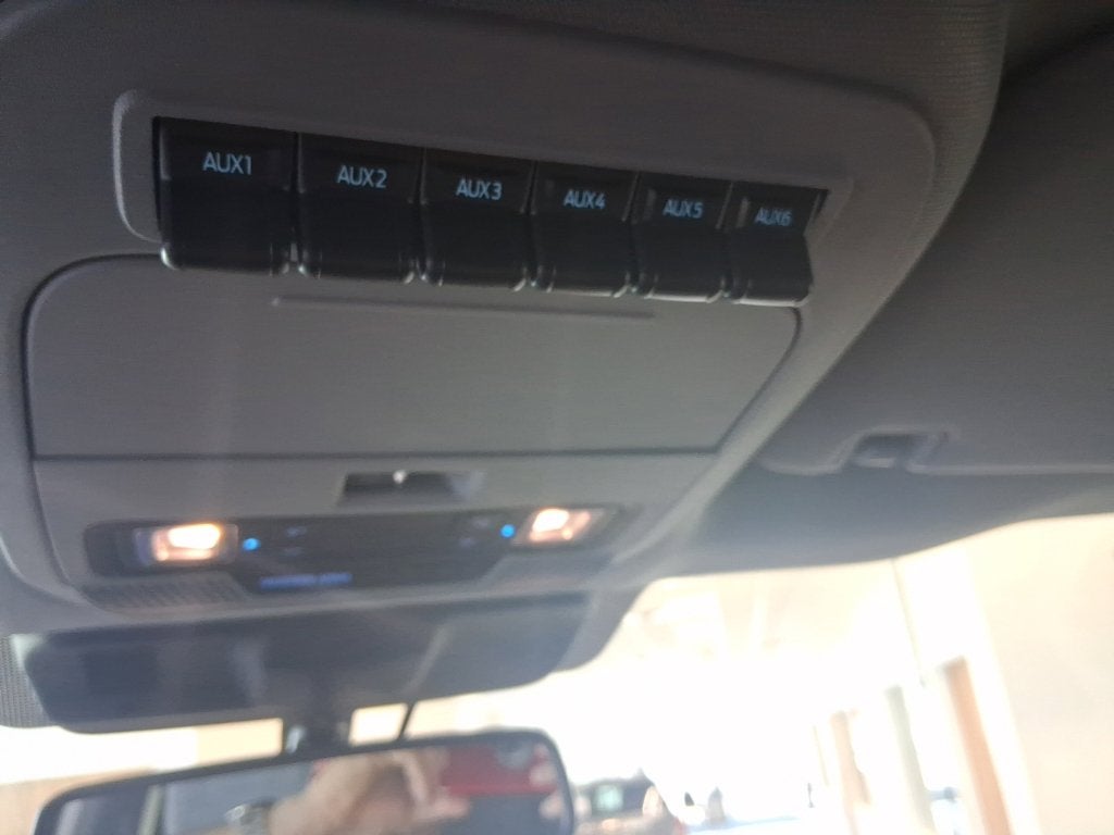 2027 Ford F-350SD XLT