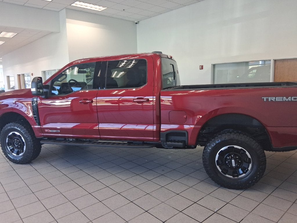 2027 Ford F-350SD XLT