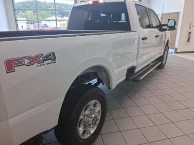 2027 Ford F-350SD XLT