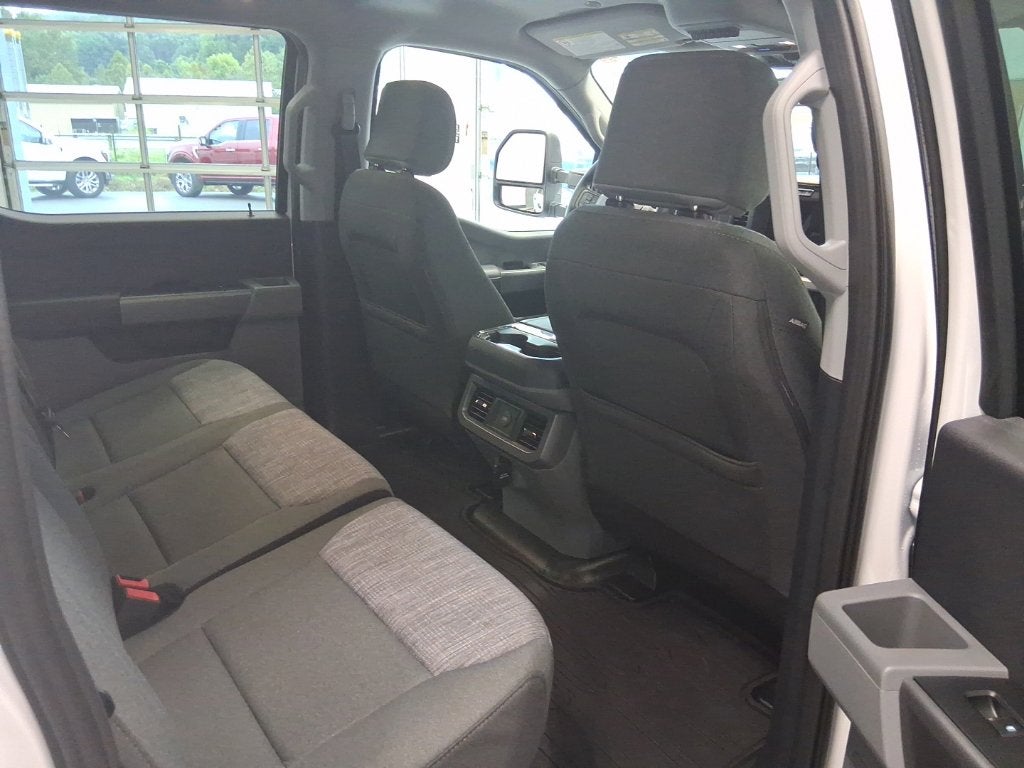 2027 Ford F-350SD XLT