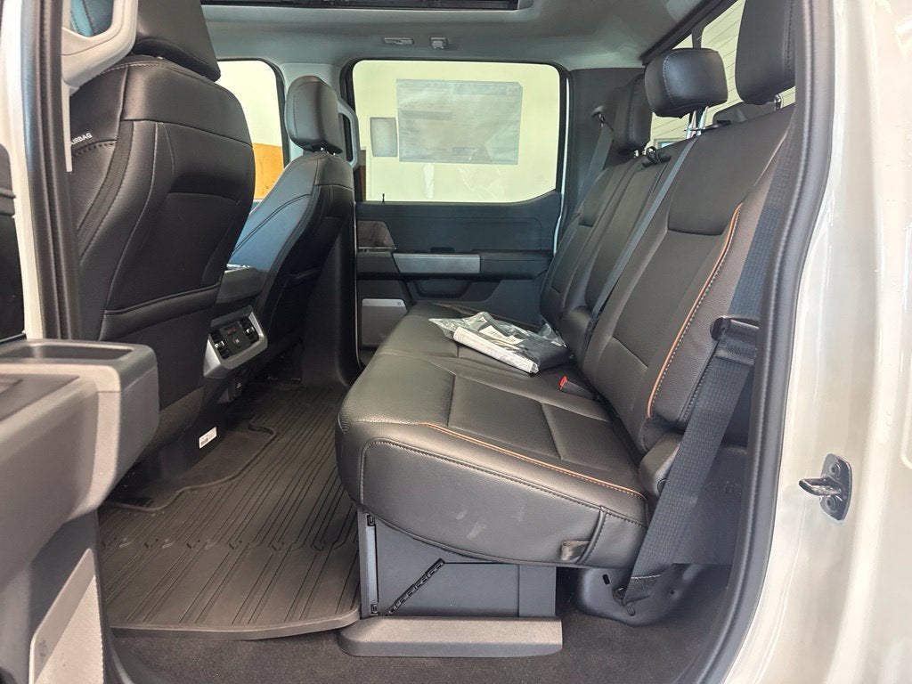 2027 Ford F-350SD Lariat