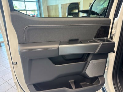 2027 Ford F-350SD Lariat