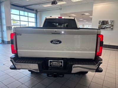 2027 Ford F-350SD Lariat