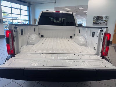 2027 Ford F-350SD Lariat