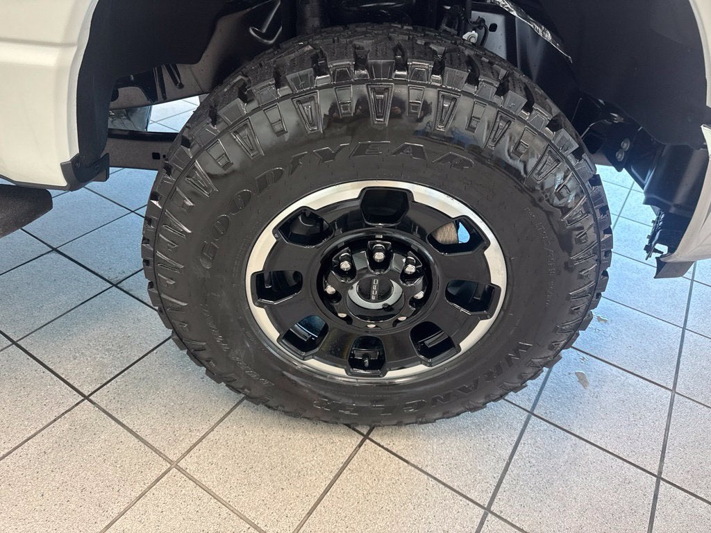 2027 Ford F-350SD Lariat