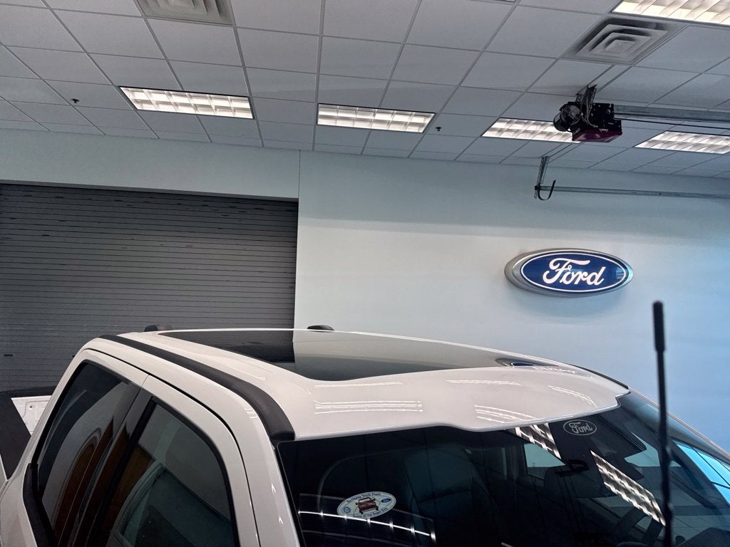 2027 Ford F-350SD Lariat
