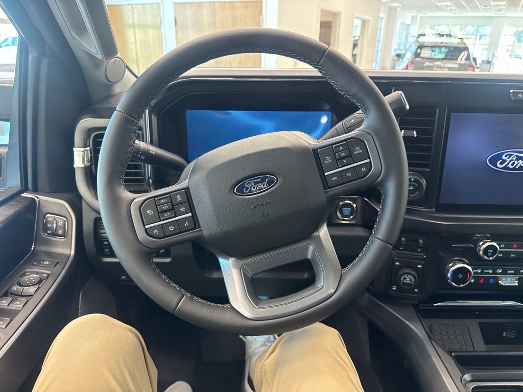 2027 Ford F-350SD Lariat