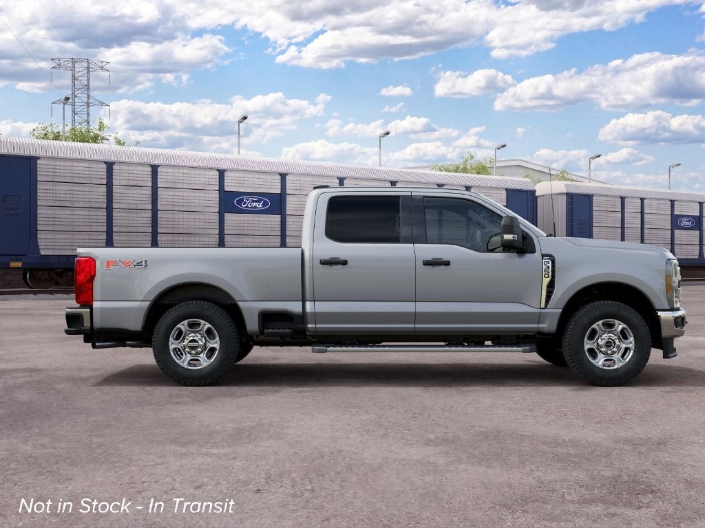 2027 Ford F-350SD XLT