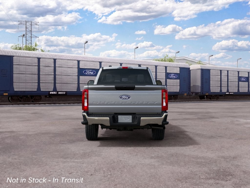 2027 Ford F-350SD XLT