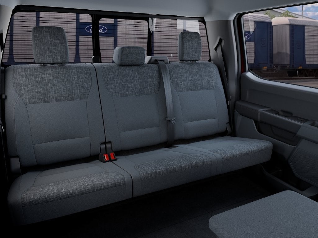2027 Ford F-350SD F-350® XLT