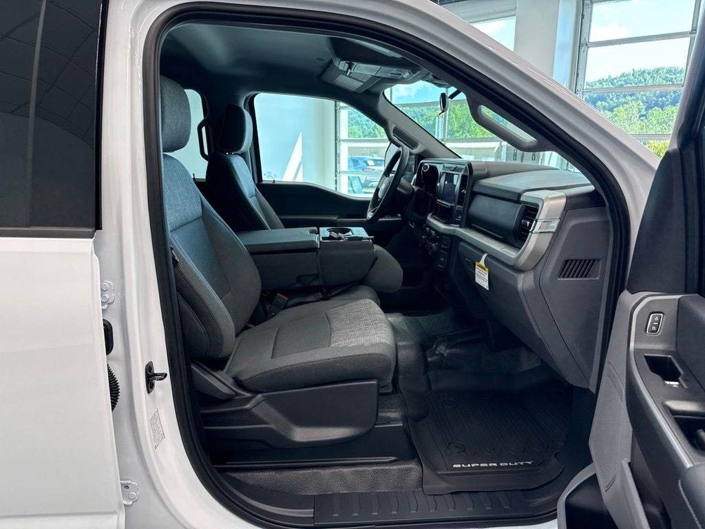2026 Ford F-350SD F-350® XLT