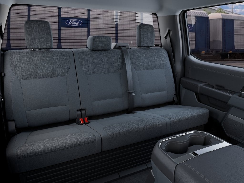 2027 Ford F-350SD XLT