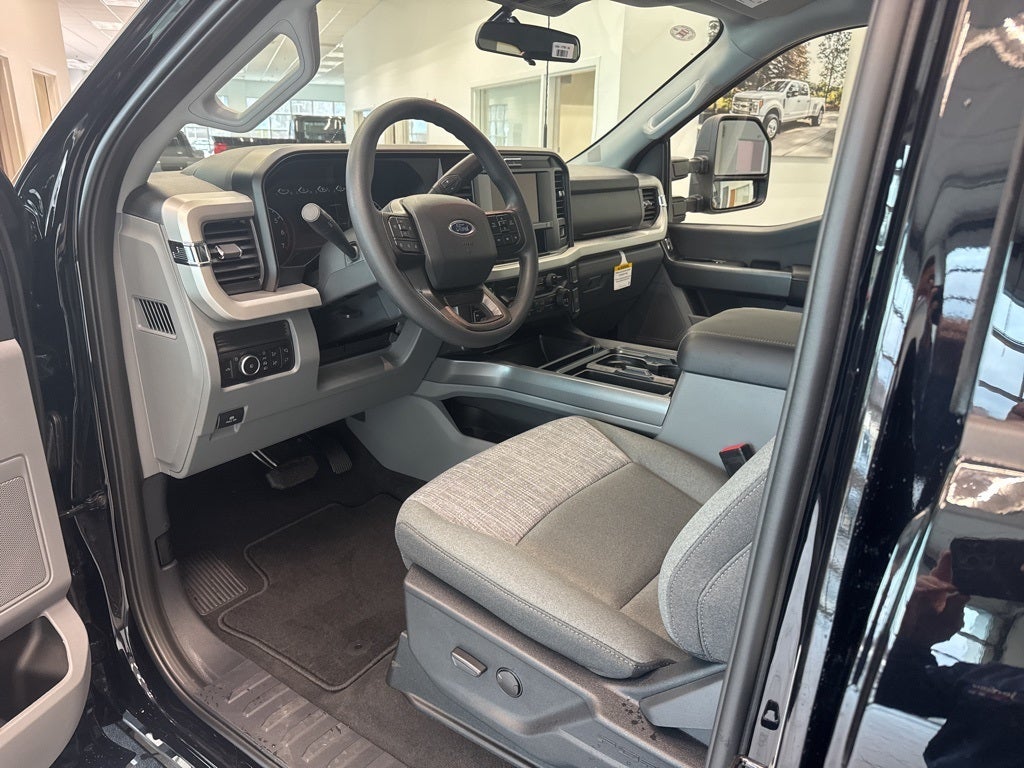 2026 Ford F-350SD F-350® XLT