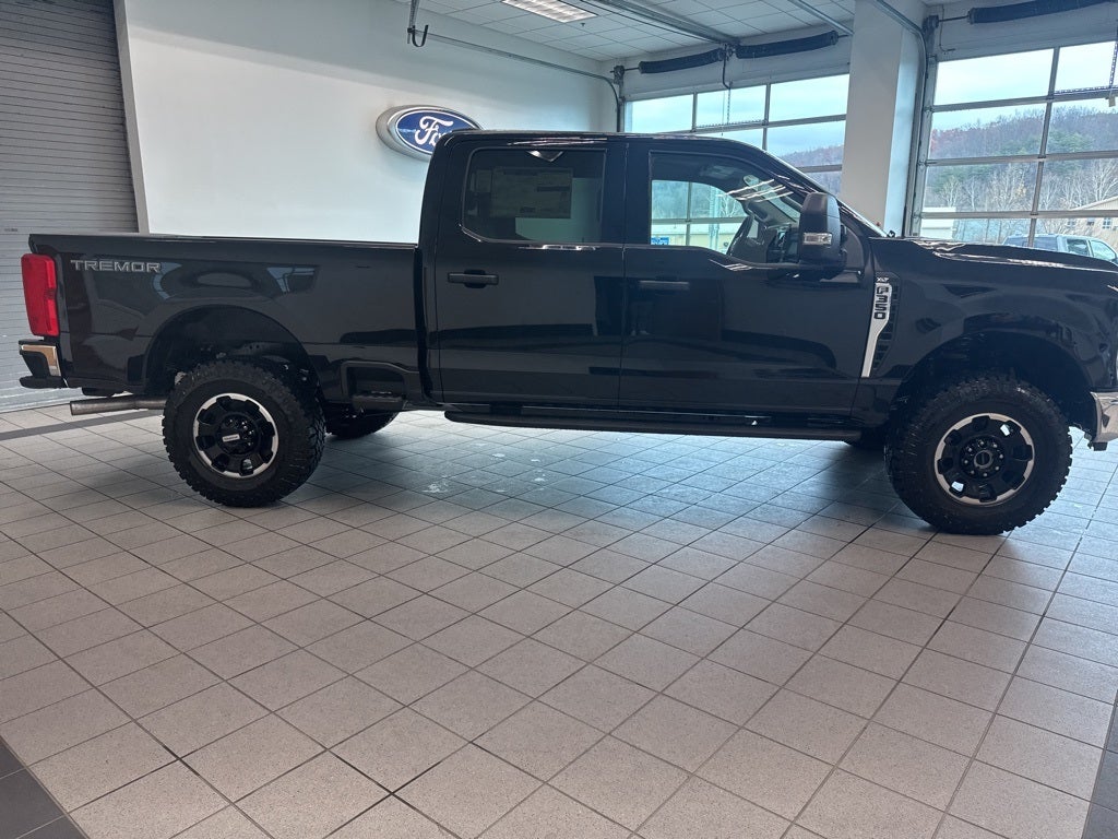 2026 Ford F-350SD F-350® XLT