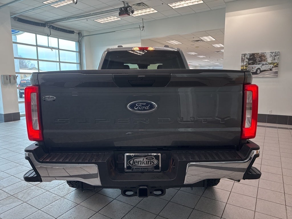 2026 Ford F-350SD F-350® XLT