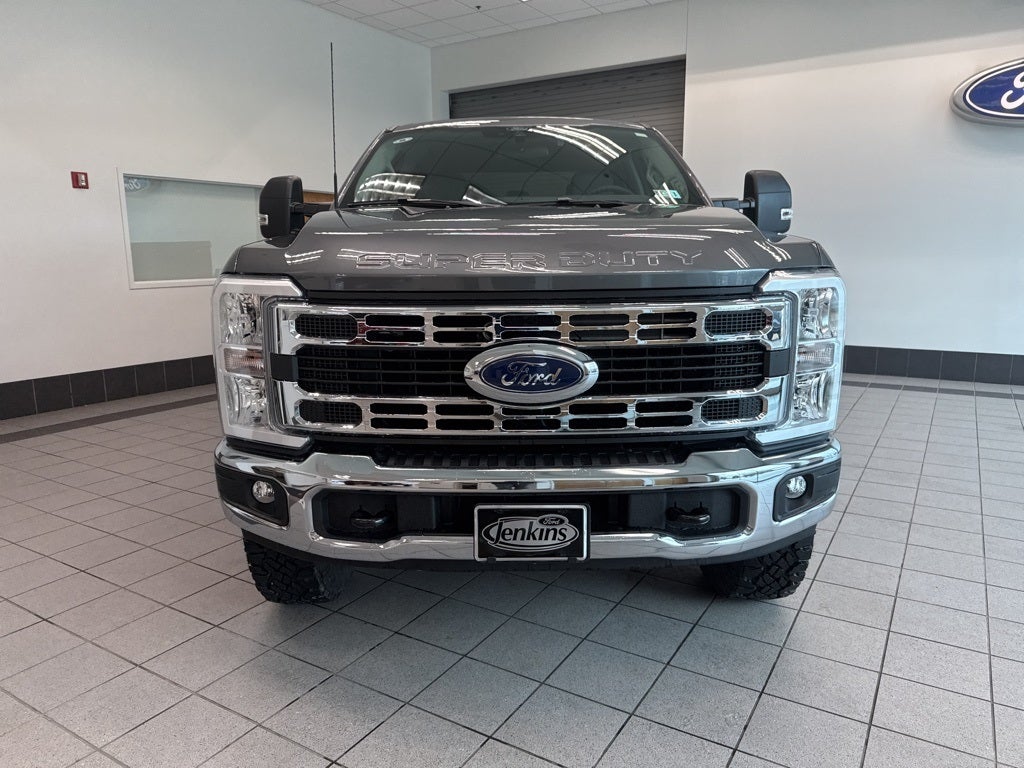 2026 Ford F-350SD F-350® XLT