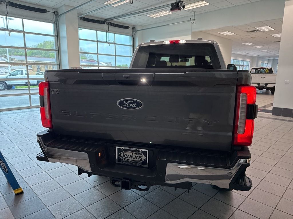 2026 Ford F-350SD F-350® Lariat®