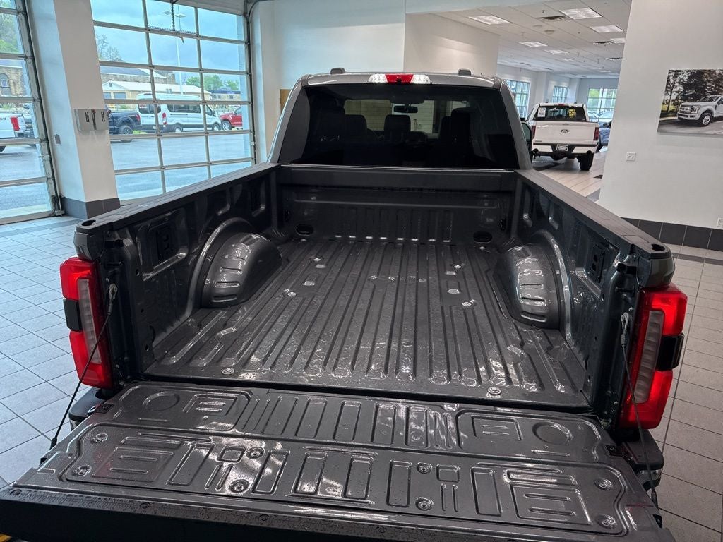 2026 Ford F-350SD F-350® Lariat®