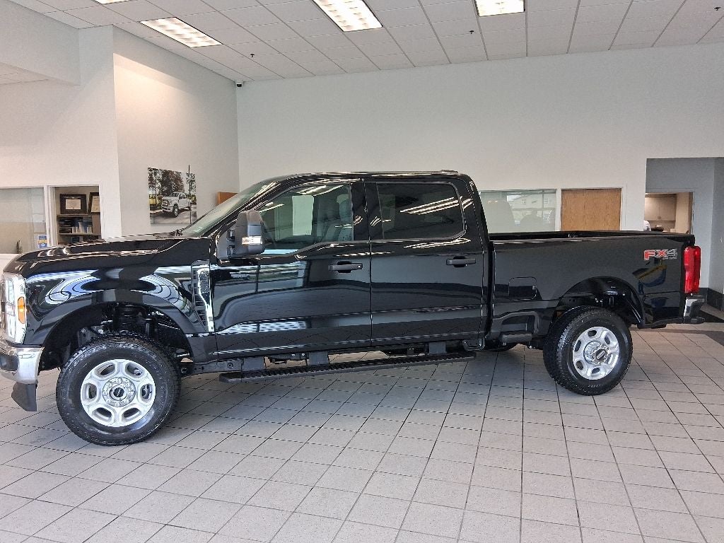 2026 Ford F-350SD F-350® XLT