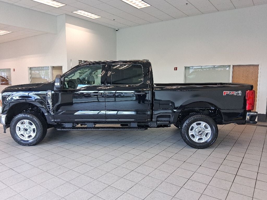 2026 Ford F-350SD F-350® XLT