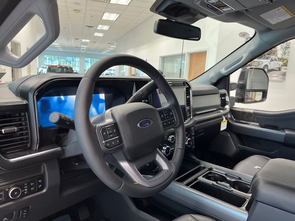 2026 Ford F-350SD F-350® Lariat®