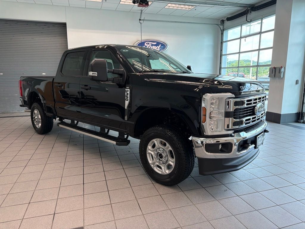 2026 Ford F-350SD XLT