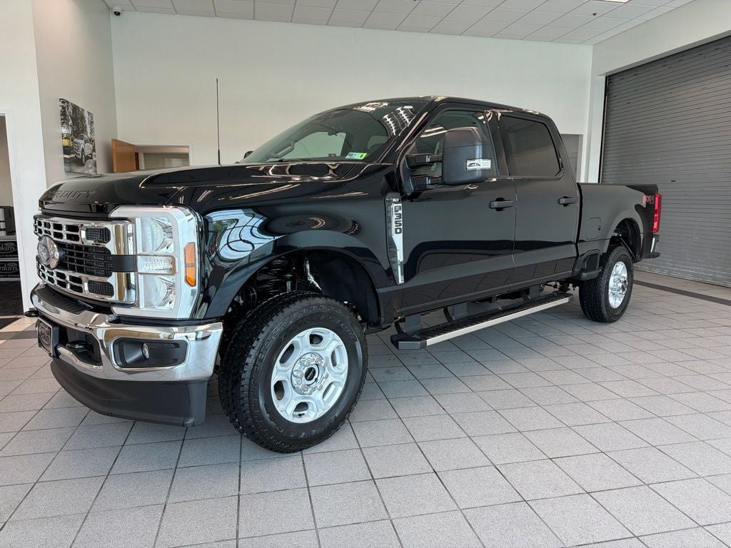 2026 Ford F-350SD XLT