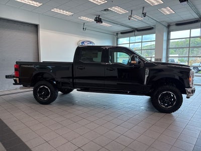 2026 Ford F-350SD F-350® Lariat®