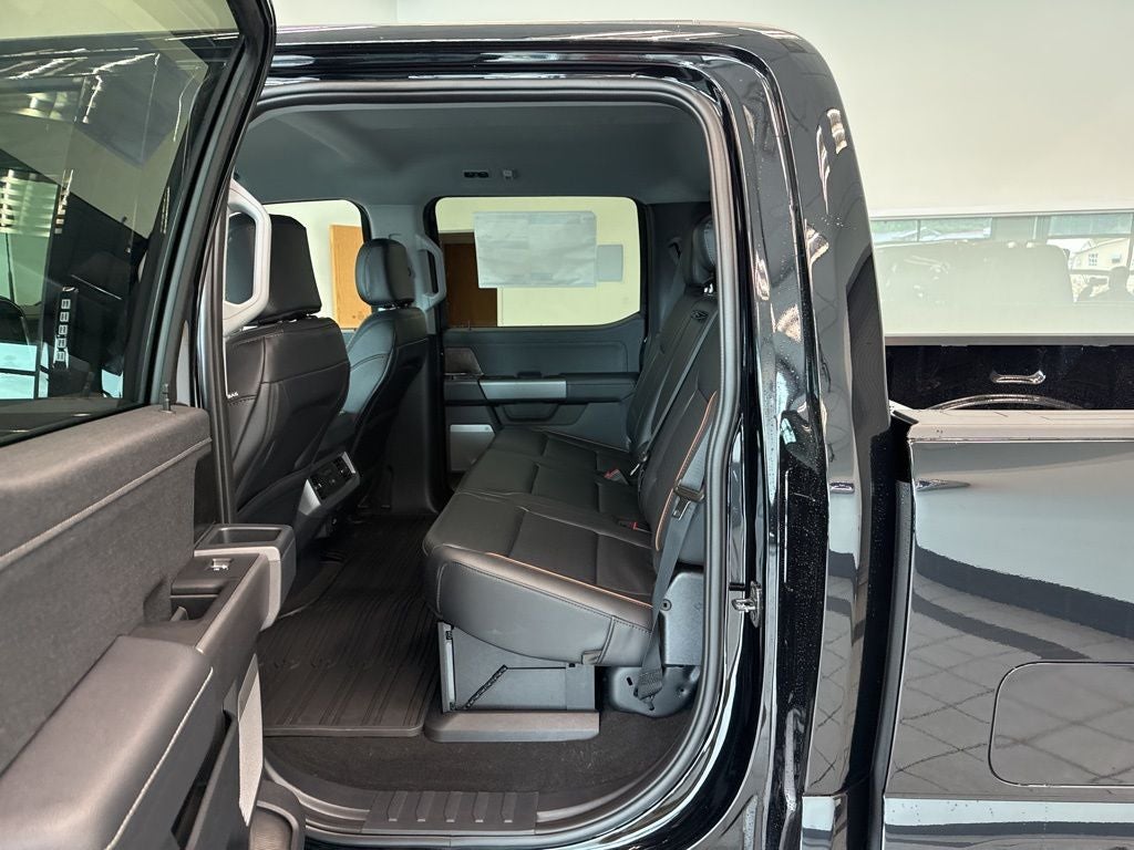 2026 Ford F-350SD F-350® Lariat®