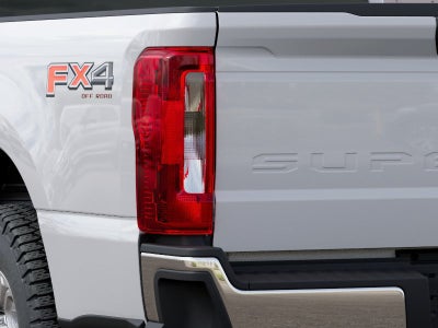 2027 Ford F-350SD F-350® XLT