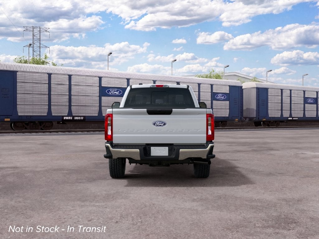 2027 Ford F-350SD F-350® XLT