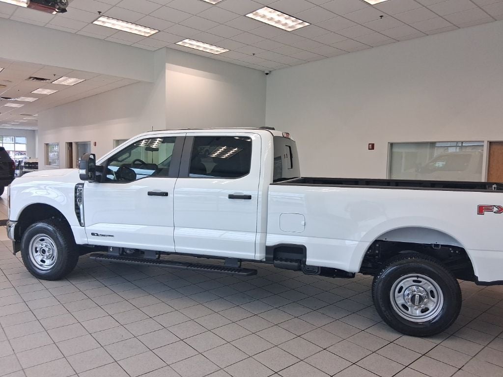 2026 Ford F-350SD Base