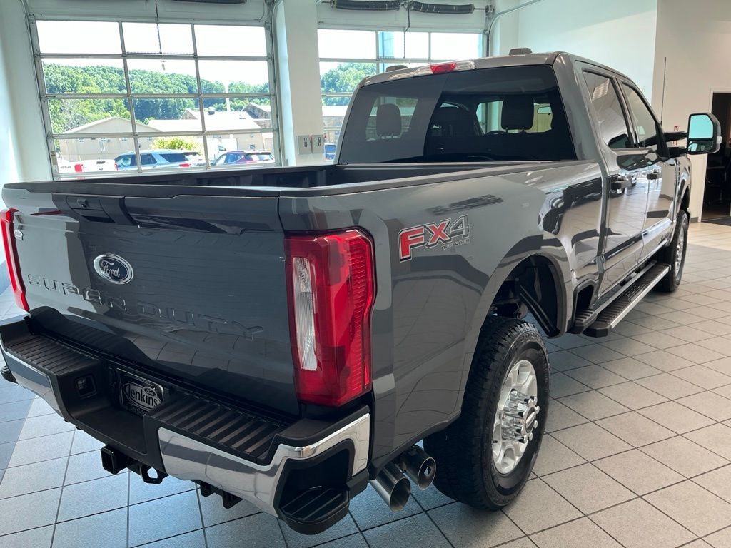 2026 Ford F-350SD XLT