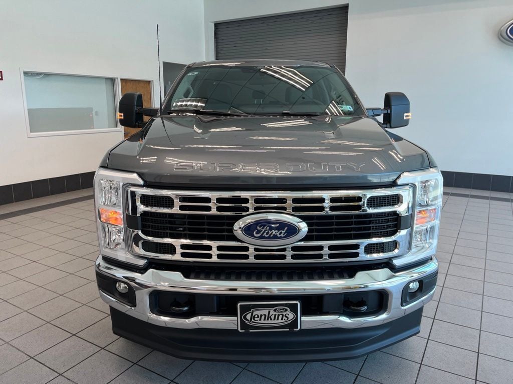 2026 Ford F-350SD XLT