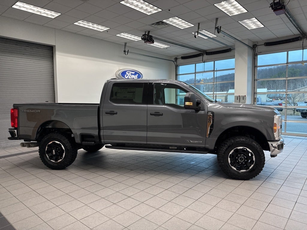 2026 Ford F-350SD XLT