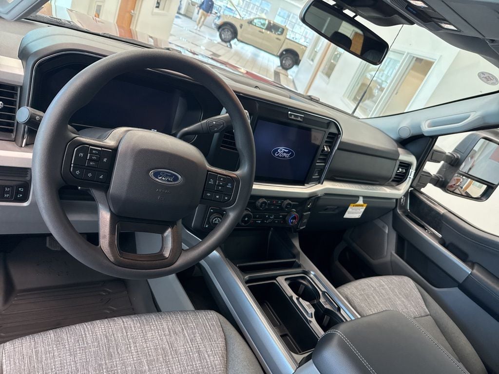 2026 Ford F-350SD F-350® XLT