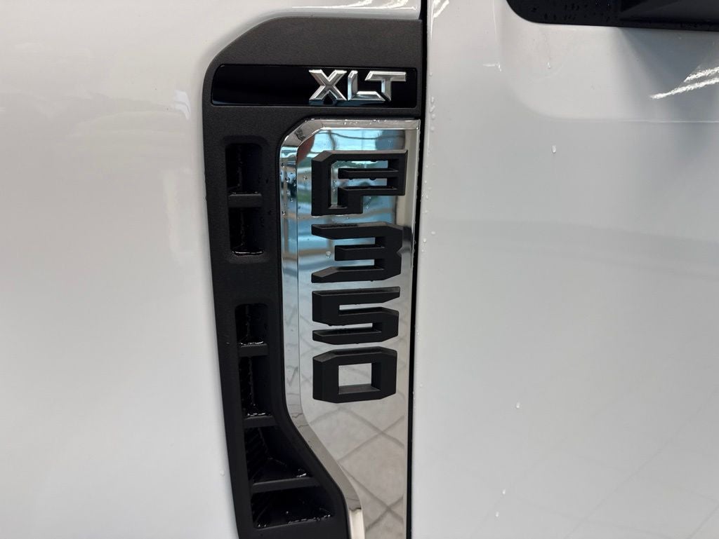 2026 Ford F-350SD Base