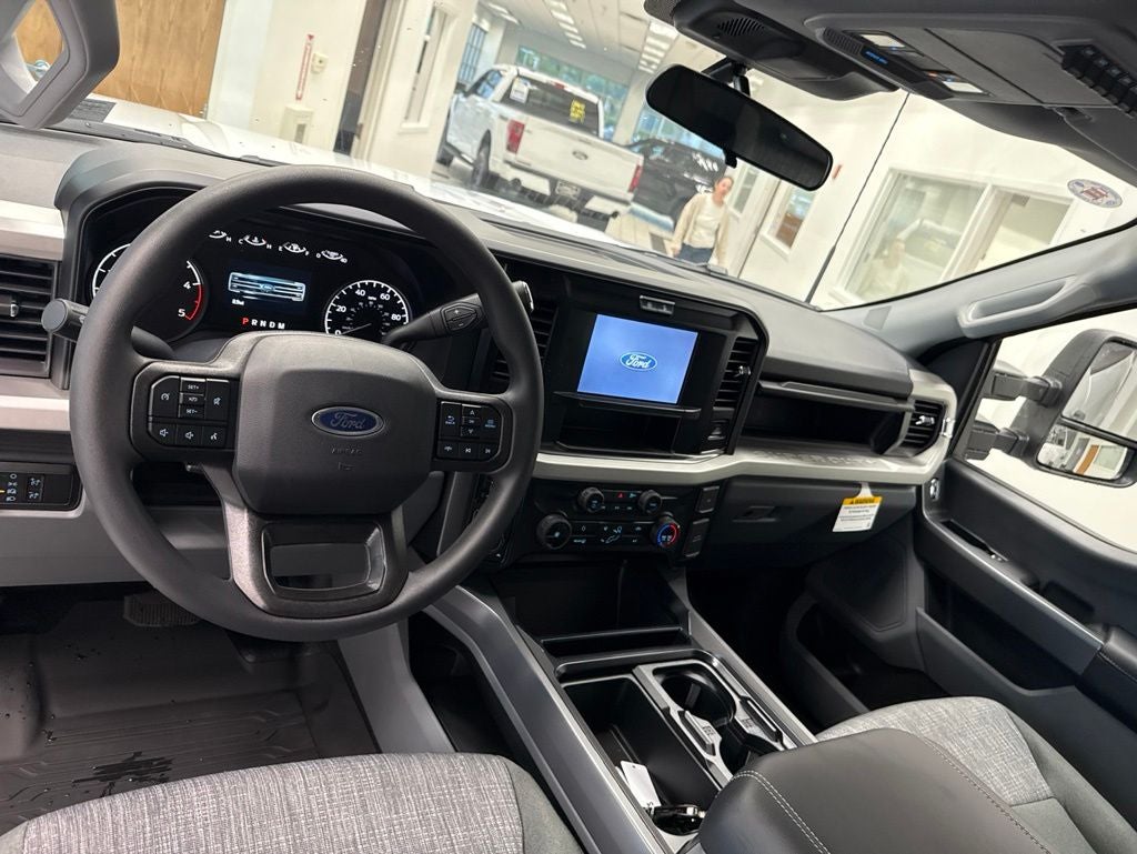 2026 Ford F-350SD Base
