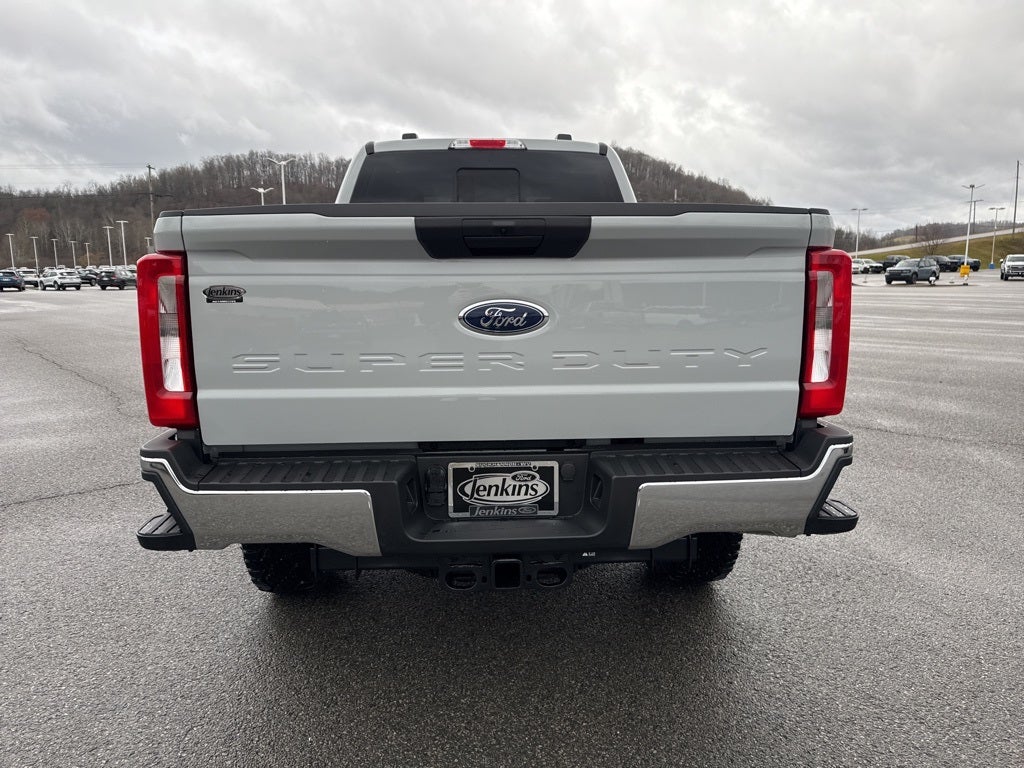2026 Ford F-350SD F-350® XLT