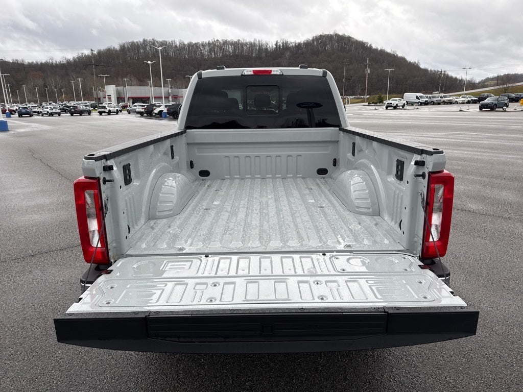 2026 Ford F-350SD F-350® XLT