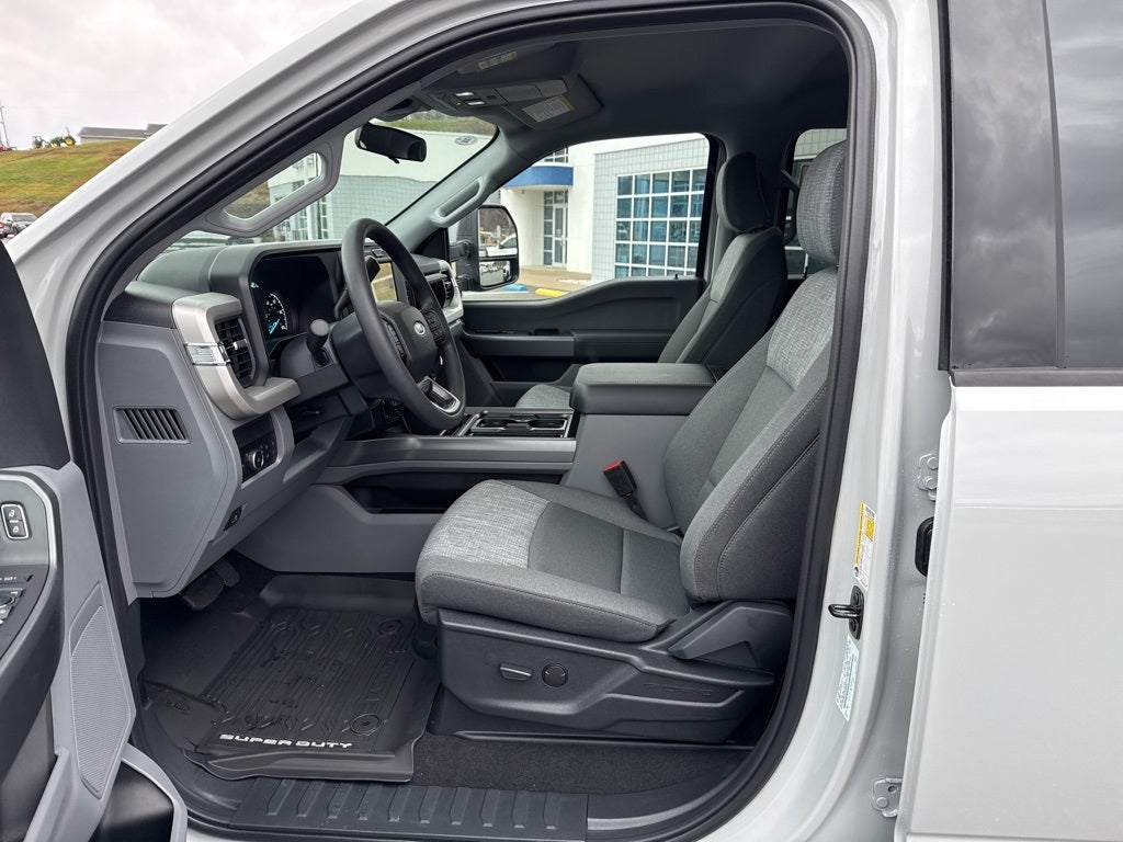 2026 Ford F-350SD F-350® XLT