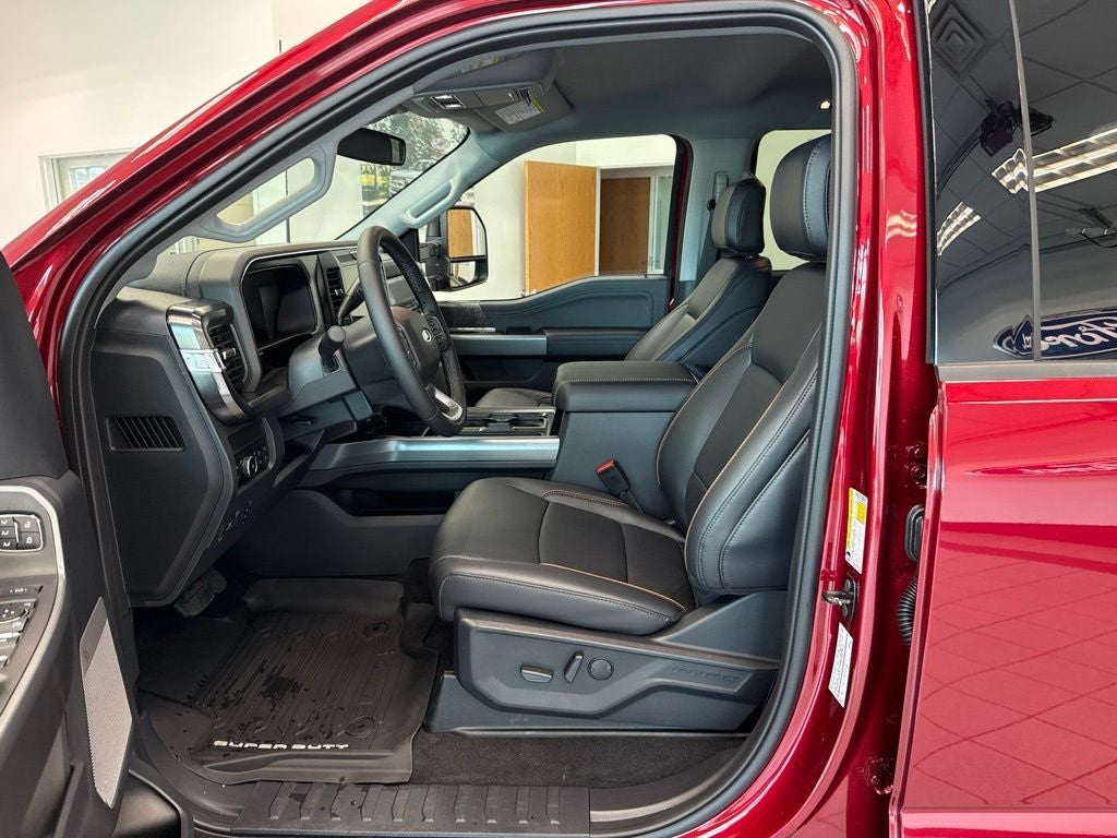 2026 Ford F-350SD F-350® Lariat®