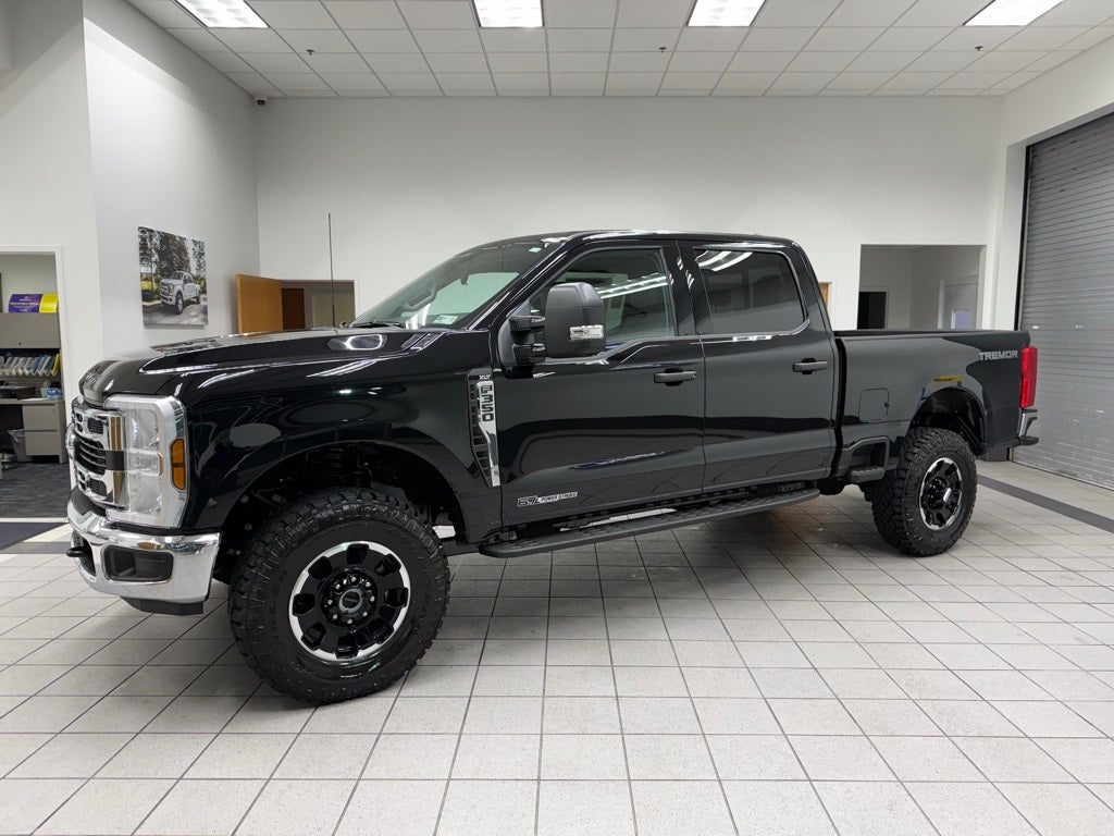 2026 Ford F-350SD F-350® XLT