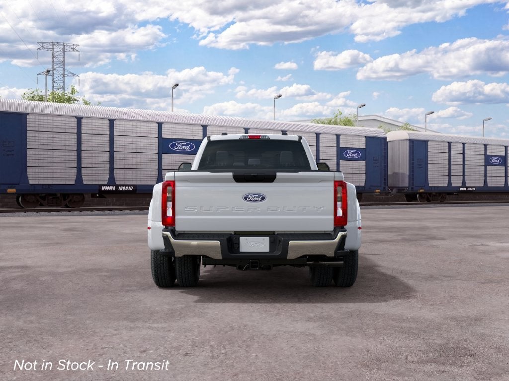 2027 Ford F-350SD XLT DRW